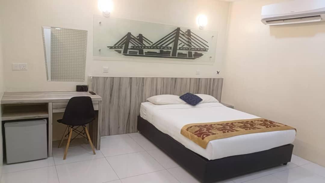 Capital O 89685 Atta Hotel Bukit Mertajam Bagian luar foto