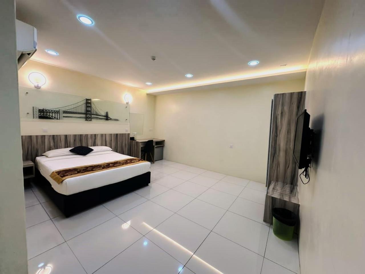 Capital O 89685 Atta Hotel Bukit Mertajam Bagian luar foto