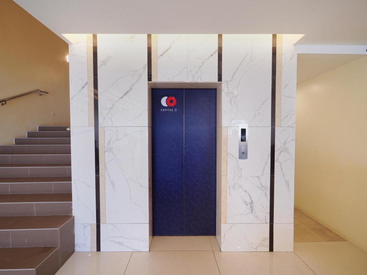 Capital O 89685 Atta Hotel Bukit Mertajam Bagian luar foto