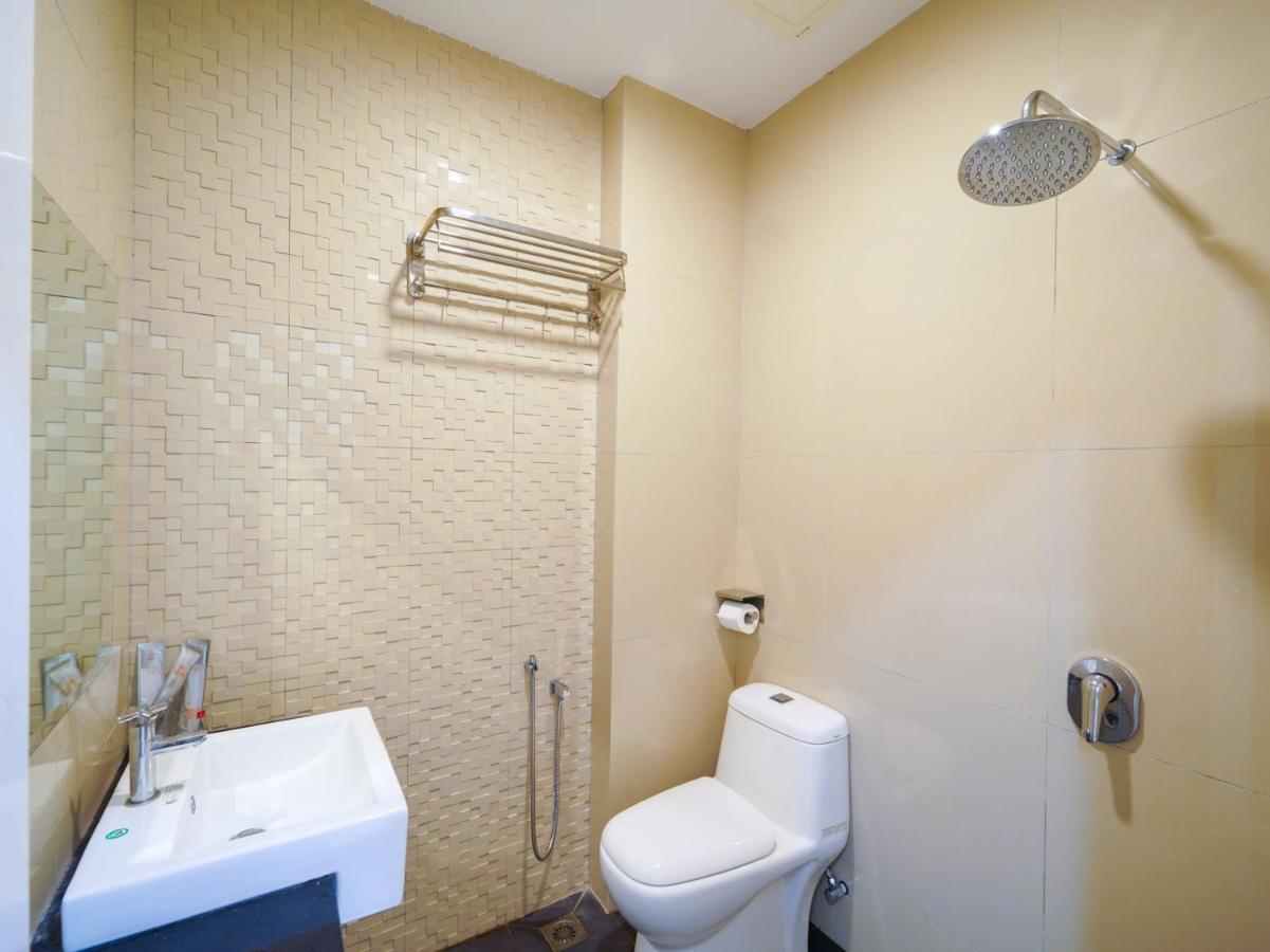Capital O 89685 Atta Hotel Bukit Mertajam Bagian luar foto