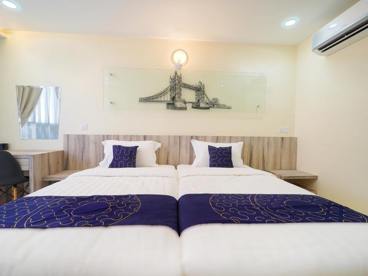 Capital O 89685 Atta Hotel Bukit Mertajam Bagian luar foto